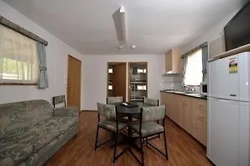 Adelaide Brownhill Creek Tourist Park Villa