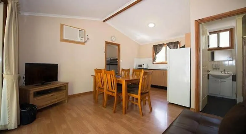 Adelaide Brownhill Creek Tourist Park Villa База отдыха